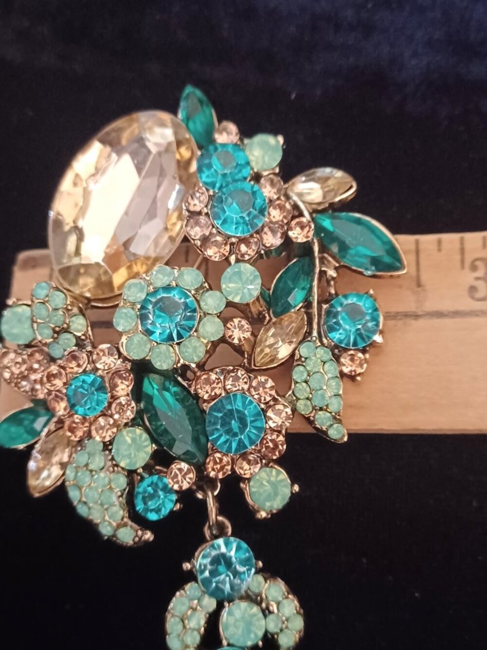 Another 4.5" Beatiful Rhinestone Brooch - Picture 5 of 5
